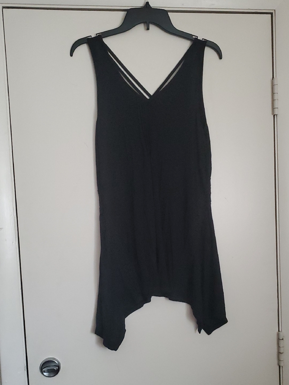Cupio Black Sleeveless V-Neck Tank with Double Strap